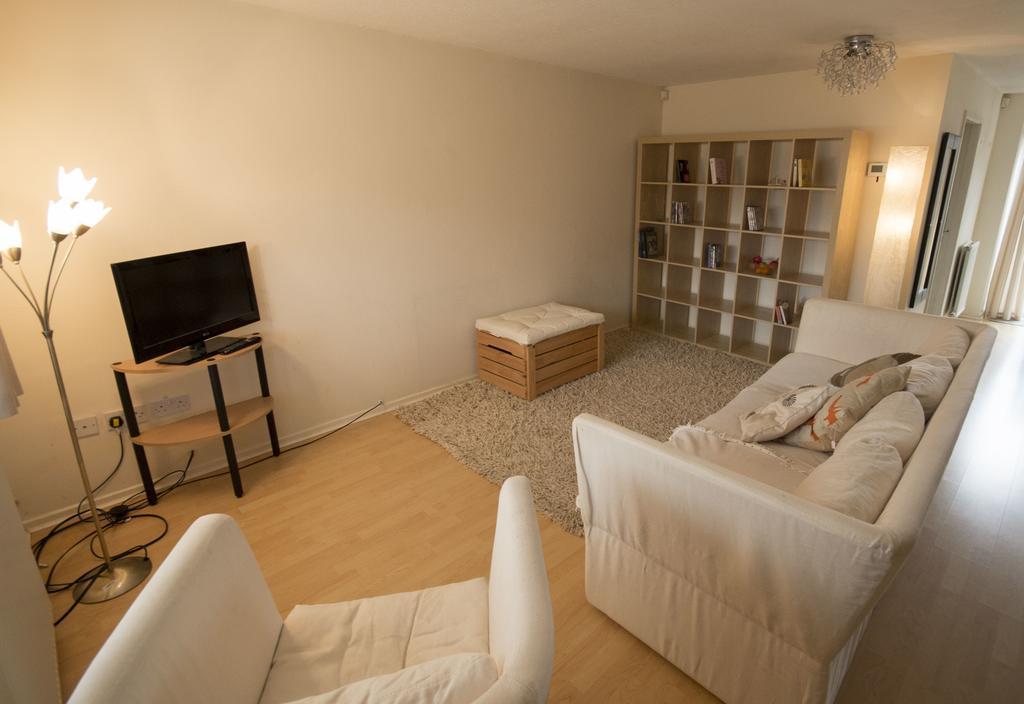 32 Pentland Close 切斯特 外观 照片